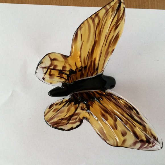 Vintage Dynasty Gallery Glass Butterfly figurine paper weight car decoration - Picture 3 of 5